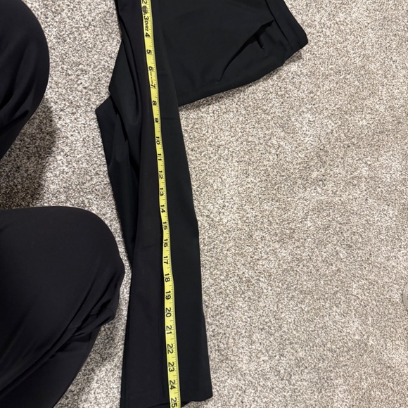 Lululemon &go City Trouser - Picture 8 of 8